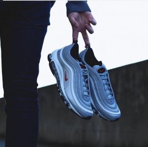 Sideline 设计潮牌汇潮牌网具有年代感（Air Max 97怎么穿好看 Air Max 97搭配指南）