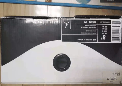 是史上第潮牌汇潮牌网一次市售（AJ11 Concord 复刻版开箱 AJ11 Concord 复刻版实物欣赏）