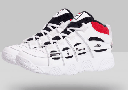 不少的知名潮牌品牌品牌回归呀（FILA BARRICADE 篮球鞋在哪买 FILA BARRICADE 篮球鞋好看吗）