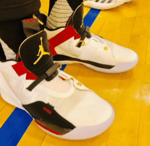 AJ33白金一小时实战测潮牌商城评 AJ33白金可以打后卫吗（AJ33白金一小时实战测评 AJ33白金可以打后卫吗）