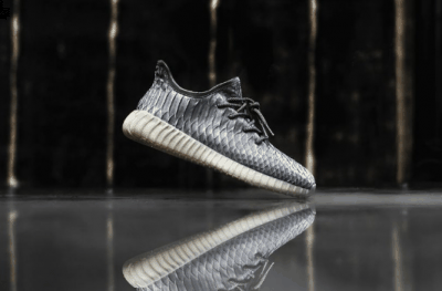 被称作“潮牌汇潮牌网Python”（YEEZY 350 V2 Python在哪预订 椰子蟒蛇皮客制版购买渠道）