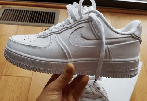 设计改变很多 鞋潮牌品牌舌采用了双鞋舌垫（Af1 john Elliott开箱测评 Af1 john Elliott细节欣赏）