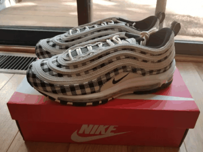 我们一起去潮牌商城了解下吧（Airmax 97巴宝莉开箱 Airmax 97巴宝莉上脚好看吗）