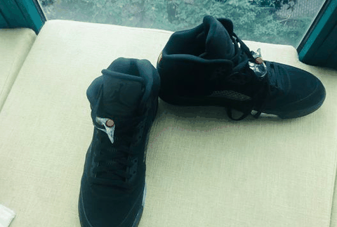 AJ5黑银开箱测评潮牌资讯 AJ5黑银实物欣赏（AJ5黑银开箱测评 AJ5黑银实物欣赏）