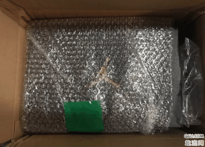  湖水绿搭配粉色点缀潮牌汇潮牌网店确实与这两款配色相同（AJ1 mid南海岸开箱测评 AJ1mid南海岸怎么样）