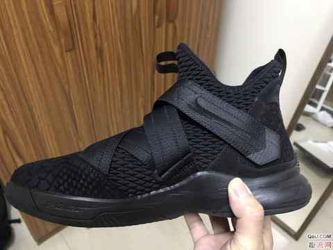 士兵12和pg2哪个好 士兵12和pg2对比测评