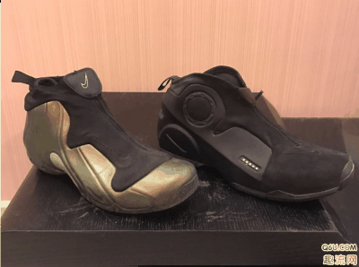 和同时期的喷潮牌品牌泡中配置一比（耐克风一和风二哪个好 Nike Air Flightposite 1和2实战对比测评）