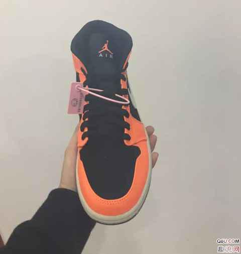AJ1mid黑橙小扣碎开箱测评 aj1mid黑橙小扣碎上脚好看吗