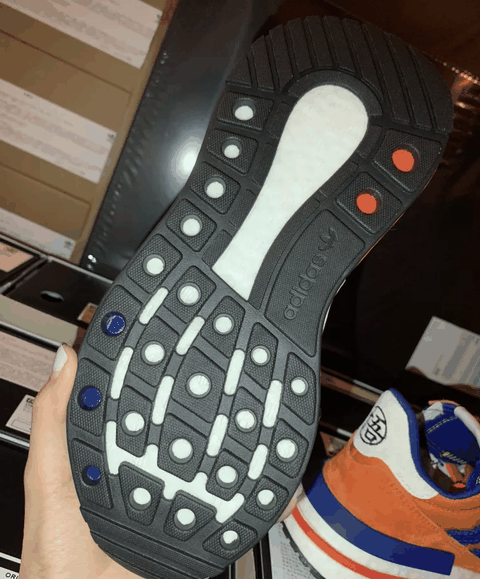 表明身份 鞋底的设计也是别出潮牌汇潮牌网一格 Adidas X 七龙珠会涨价吗 会涨价的（Adidas X 七龙珠开箱测评 Adidas X 七龙珠实物欣赏）
