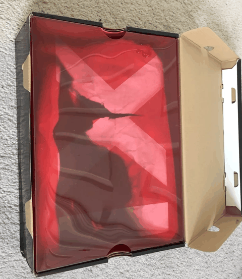 今天就与小伙伴们一起潮牌品牌见证AJ11黑红配色开箱测评吧（AJ11黑红配色开箱测评 AJ11 “bred” 实物i欣赏）