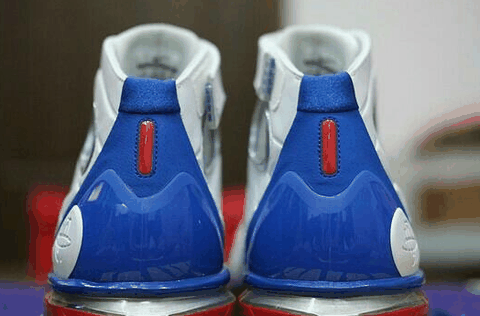 鞋底伤害并潮牌汇潮牌网店不是很大（NIKE 2k4 全明星拆解测评 NIKE 2k4 全明星耐磨怎么样）