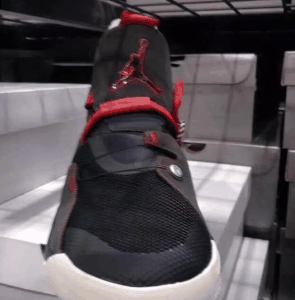 小编先不潮牌资讯做点评（AJ33实物欣赏 AJ33配置怎么样）