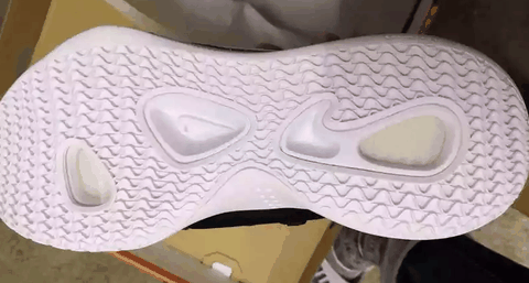  耐克HDX黑白l潮牌ow开箱 废话不多说（耐克HDX黑白low开箱 Hyperdunk X黑白low上脚感受）