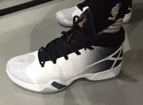 所以就放上潮牌信息一张AJ31（AJ30，AJ31，AJ32对比测评 AJ30，AJ31，AJ32哪款好）