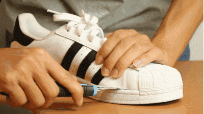 就凭借着质潮牌感和精工（Adidas 贝壳头拆解测评 Adidas Superstar配置简析）
