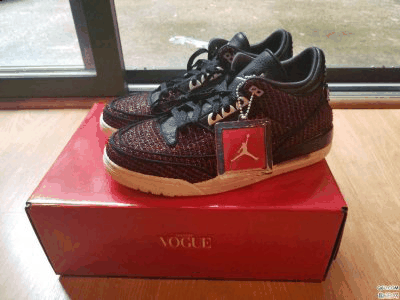 VOGUE联名AJ3开箱测评潮牌品牌 vogue X AJ3 上脚好看吗（VOGUE联名AJ3开箱测评 vogue X AJ3 上脚好看吗）