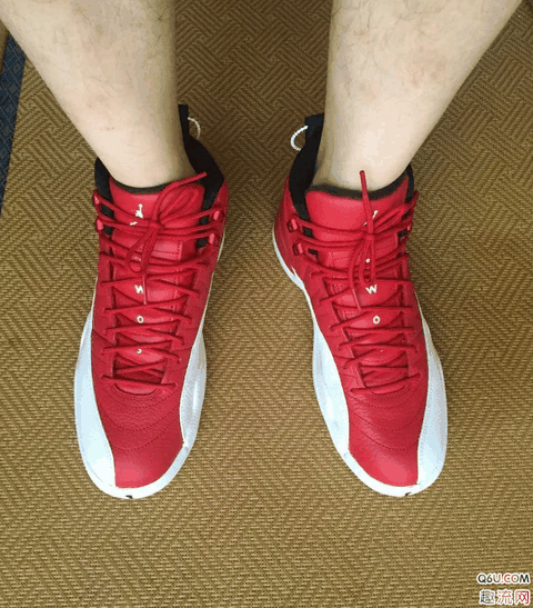 AJ12白红怎么样 AJ12白红上脚测评