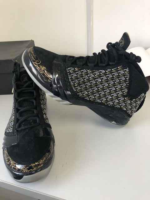 小编最近入手潮牌品牌的一双AJ23黑金（AJ23黑金开箱测评 AJ23黑金细节欣赏）