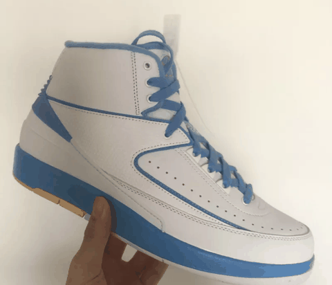 都比它显得脚小 不是潮牌信息很想留下 但是做工没毛病（AJ2安东尼开箱 AJ2安东尼实物欣赏）