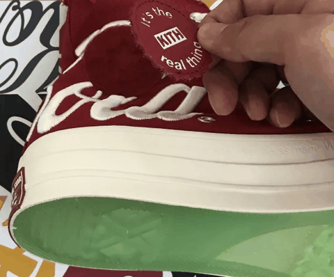 那就是匡威与可口潮牌品牌可乐联名款骚红配色（匡威与可口可乐联名款骚红开箱 匡威与可口可乐联名款骚红实物欣赏）