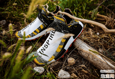 喜欢的不妨去考虑一下 这双菲潮牌信息董联名NMD “SOLARHU”系列已经发售了哦（菲董联名NMD “SOLARHU” 系列开箱测评 菲董联名NMD “SOLARHU”上脚好看吗）