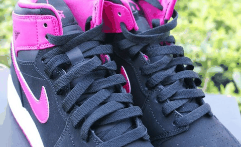 我们一起潮牌信息去看看吧（AJ1情人节限定版细节欣赏 AJ1情人节限定版偏码吗）