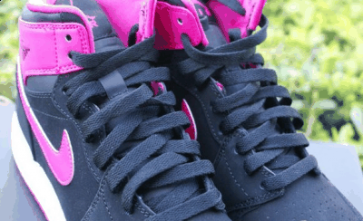 我们一起潮牌信息去看看吧（AJ1情人节限定版细节欣赏 AJ1情人节限定版偏码吗）