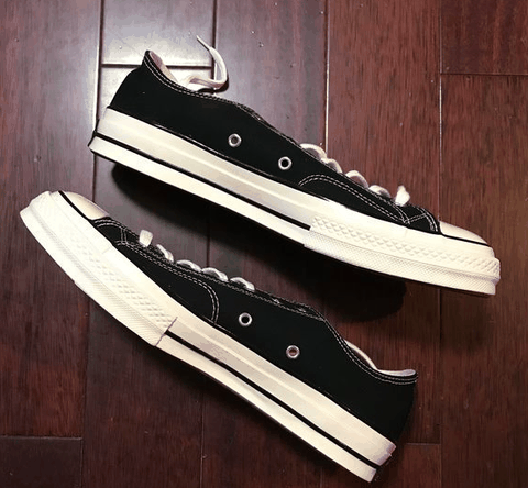 除了两条很显潮牌品牌眼橡胶黑边（CONVERSE All Star 70帆布鞋开箱 匡威 All Star 70帆布鞋实物欣赏）