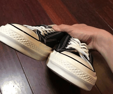 除了两条很显潮牌品牌眼橡胶黑边（CONVERSE All Star 70帆布鞋开箱 匡威 All Star 70帆布鞋实物欣赏）
