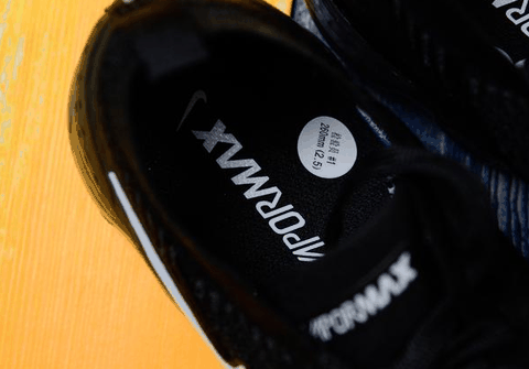 但是气垫几乎潮牌品牌都是上宽下窄（Nike Air Vapormax开箱 Nike Air Vapormax上脚感受）