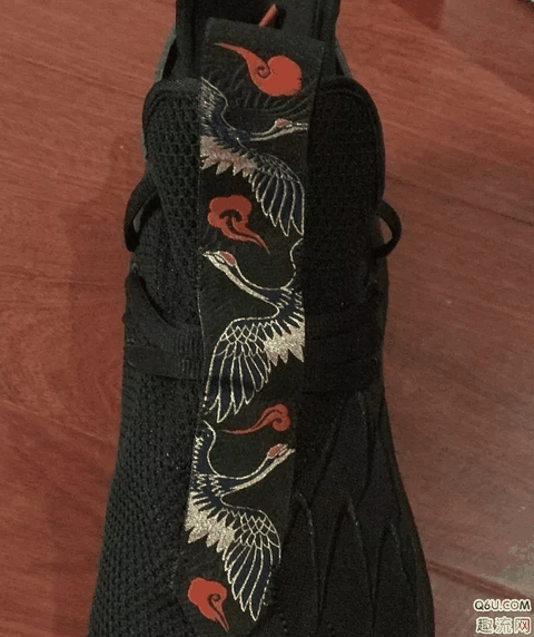 李宁锦绣黑麒麟开箱 李宁锦绣黑麒麟实物细赏