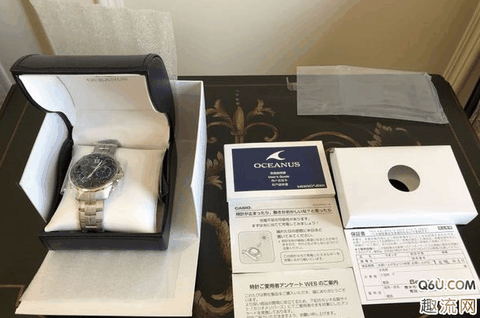 但是可以看出做工那算那么回事 小伙伴们可以用这个型号5453去搜说明潮牌品牌书 高清图欣赏 阳光下质感爆炸 其实个人喜欢蓝色 而且便宜一半有余 奈何这一发骚绿实在是骚 （限量骚绿卡西欧海神开箱 CASIO海神S3400E实物欣赏）