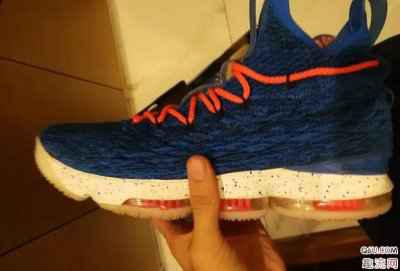 一时半会潮牌资讯都好不了（lbj15三个月实战测评 lbj15适合后卫吗）
