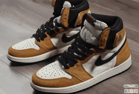 那就是AJ1又爆潮牌汇潮牌网出了新的配色（AJ1扣碎2.0细节欣赏 AIR JORDAN 1 “ROOKIE OF THE YEAR