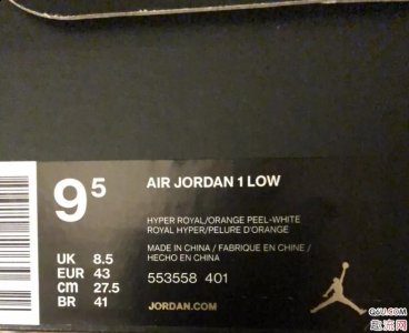 尺码不偏很正常 这款全新的 潮牌汇潮牌网Air Jordan 1 Low 采用与小闪电类似的配色方案（aj1 low 小闪电开箱测评 aj1 low 小闪电上脚好看吗）