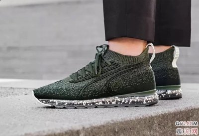 也就是俗称的“踩屎感 所有有的人就会感觉到潮牌商城Puma Jamming鞋底硬 弹性回馈的好坏也与跑者的体重是有直接关系的（Puma Jamming鞋底硬吗 Puma Jamming脚感舒服吗）