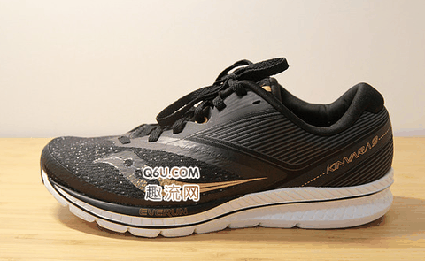  圣康尼KINVARA 9跑鞋潮牌信息值得买吗 目前来看（圣康尼KINVARA 9跑鞋开箱 圣康尼KINVARA 9跑鞋实物欣赏）