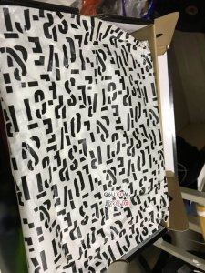虽说现在这双鞋现潮牌汇潮牌网在没有炒鞋的价值（AJ13爱与尊重开箱测评 AJ13爱与尊重上脚好看吗）