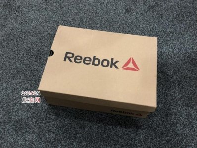 也是区别各大潮牌汇潮牌网厂商的核心标志（锐步FUSIUM RUN开箱测评 锐步FUSIUM RUN上脚测评）