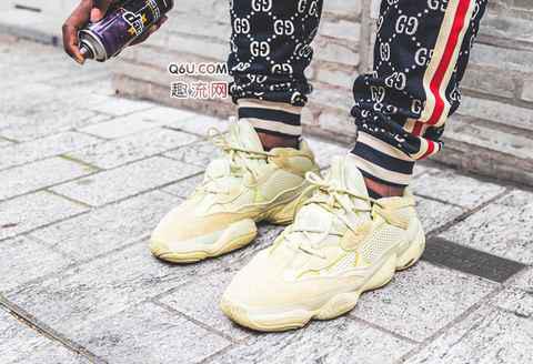 椰子500黄月亮上脚图欣赏 Yeezy 500 “Supermoon yellow”多少钱