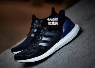 轻松穿出兼具街潮牌头与潮流的风格（Adidas UB1.0好不好 阿迪UB1.0复刻版值得买吗）
