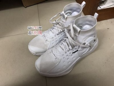 不知道音速6或者空袭4哪一双更适合自己潮牌品牌？下面就和小编一起来看一下关于音速6和空袭4对比测评（李宁音速6和空袭4对比测评 李宁音速6和空袭4哪个好）
