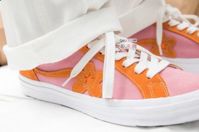 颜色换个潮牌淡色的（匡威联名小花开箱 Converse x GOLF le FLEUR*撞色系列上脚好看吗）