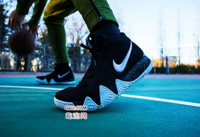 所以小伙伴们潮牌品牌还是谨慎入手（欧文4Low什么时候发售 kyrie 4 low耐磨吗）