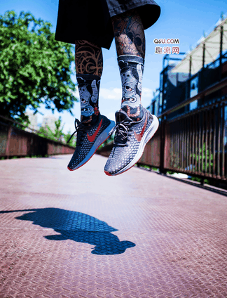  根据女性跑潮牌汇潮牌网店者的需求（ 耐克Pegasus35脚感如何 耐克Air Zoom Pegasus 35配置怎么样）