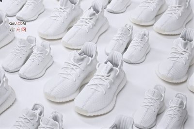 十分完美 脚感也帮 非潮牌商城常适合夏天的一款小白鞋 （Yeezy 350 V2奶油补货量大吗 椰子350v2纯白会跌破原价吗）