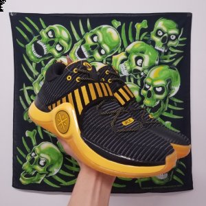 而是以刺潮牌资讯绣打造（韦德之道6警告开箱测评 WOW 6“Caution”在哪买）