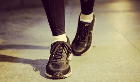亚瑟士MetaRun跑鞋实战测评 Asics MetaRun跑步舒服吗