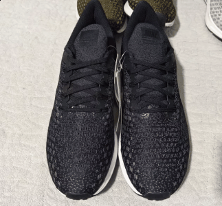  Nike飞马35开箱图潮牌汇潮牌网 先看看正面图吧（Nike飞马35开箱图 耐克pegasus 35 sample实物细节赏析）