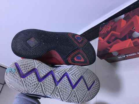 欧文4大童码和成人码有什么区别 Nike Kyrie 4大童码实物赏析